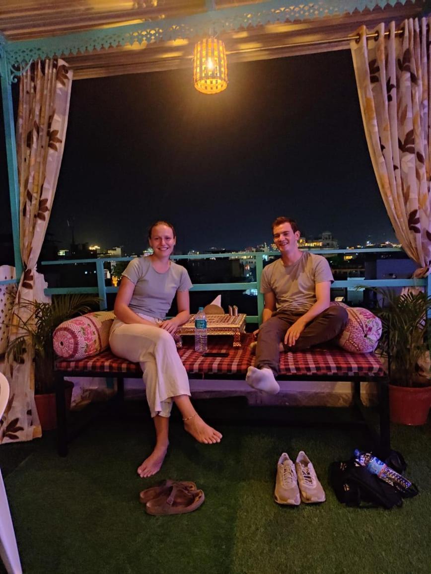 Krishna Stay Guest House Udaipur Extérieur photo