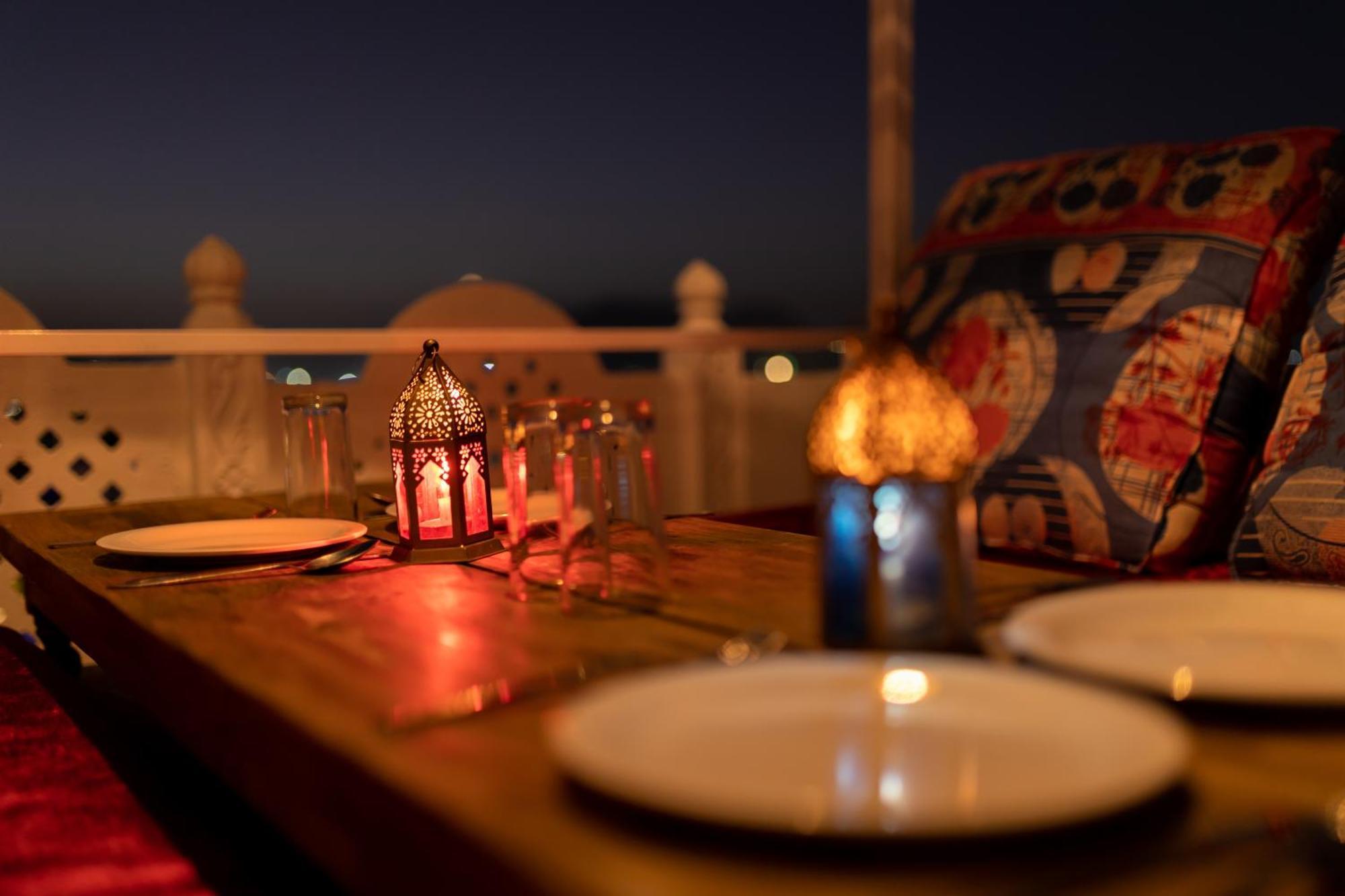 Krishna Stay Guest House Udaipur Extérieur photo