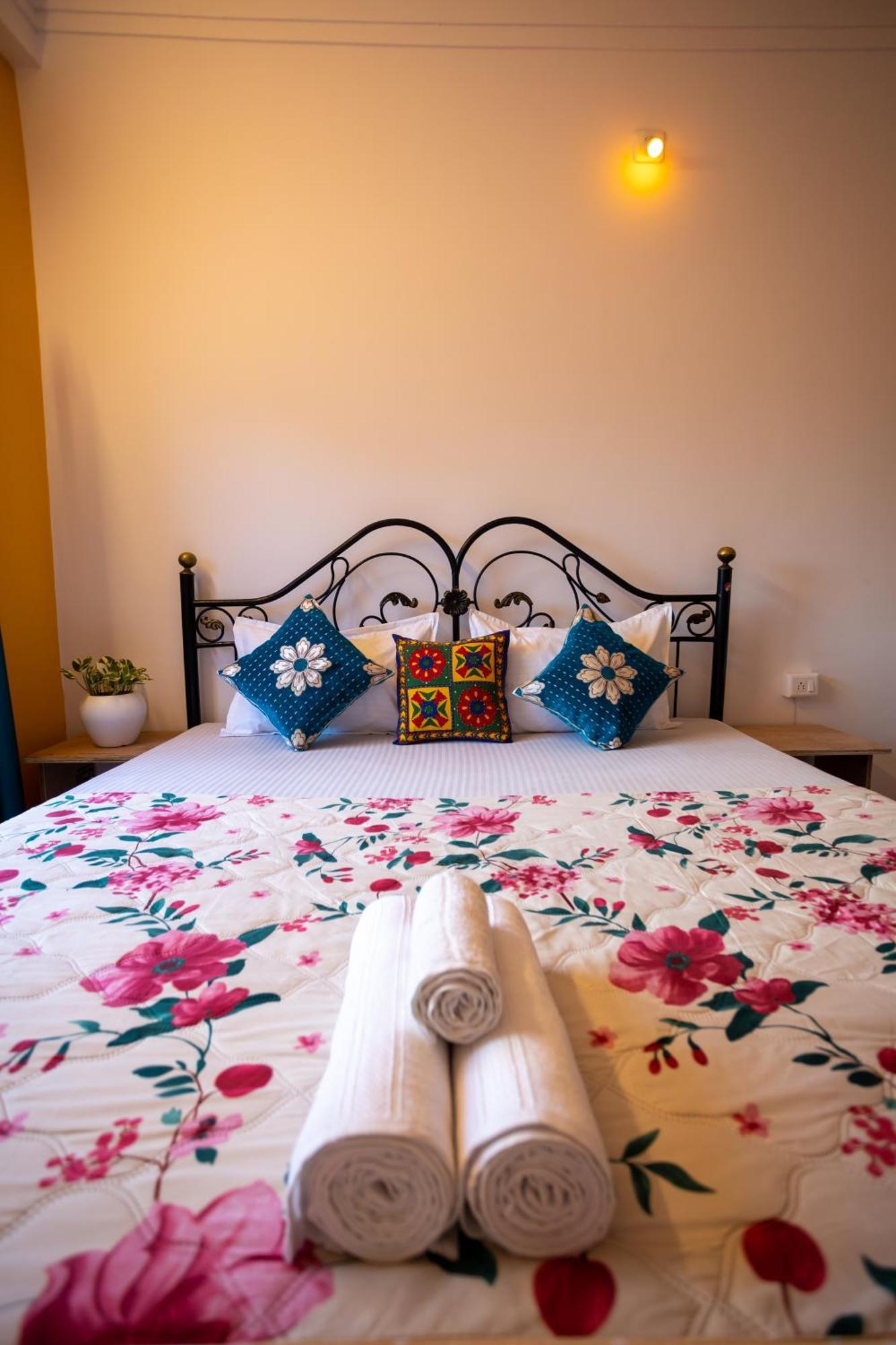 Krishna Stay Guest House Udaipur Extérieur photo